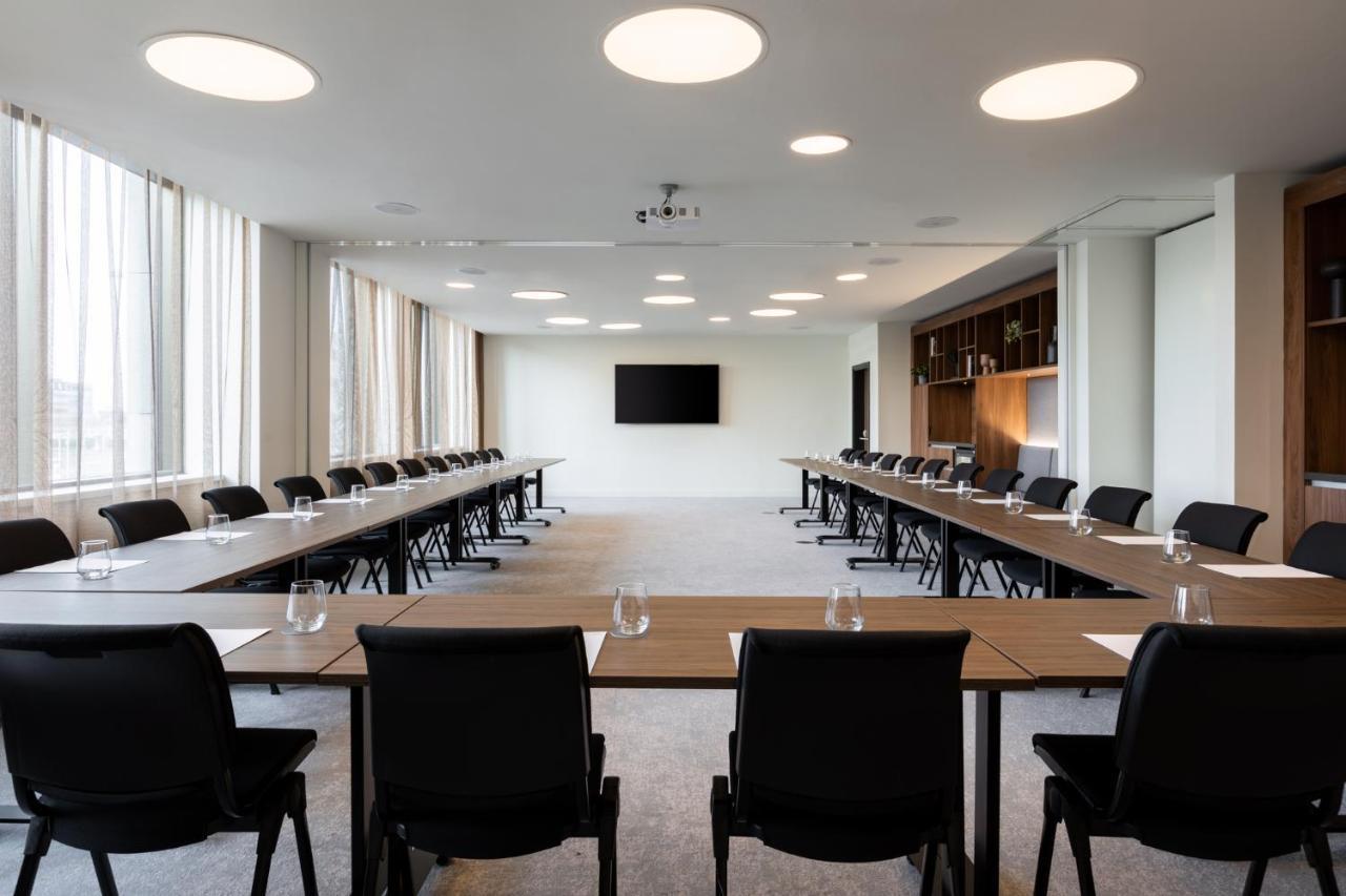 Courtyard By Marriott Glasgow Sec Екстериор снимка