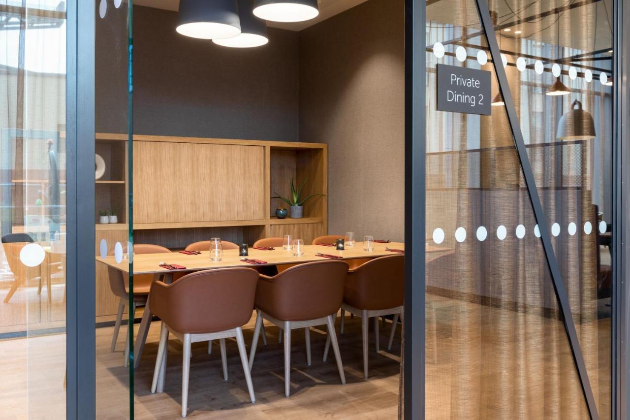 Courtyard By Marriott Glasgow Sec Екстериор снимка