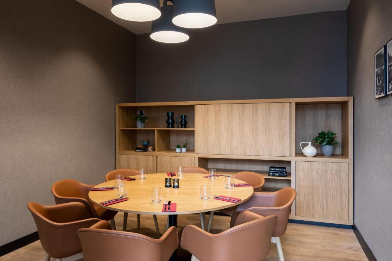 Courtyard By Marriott Glasgow Sec Екстериор снимка