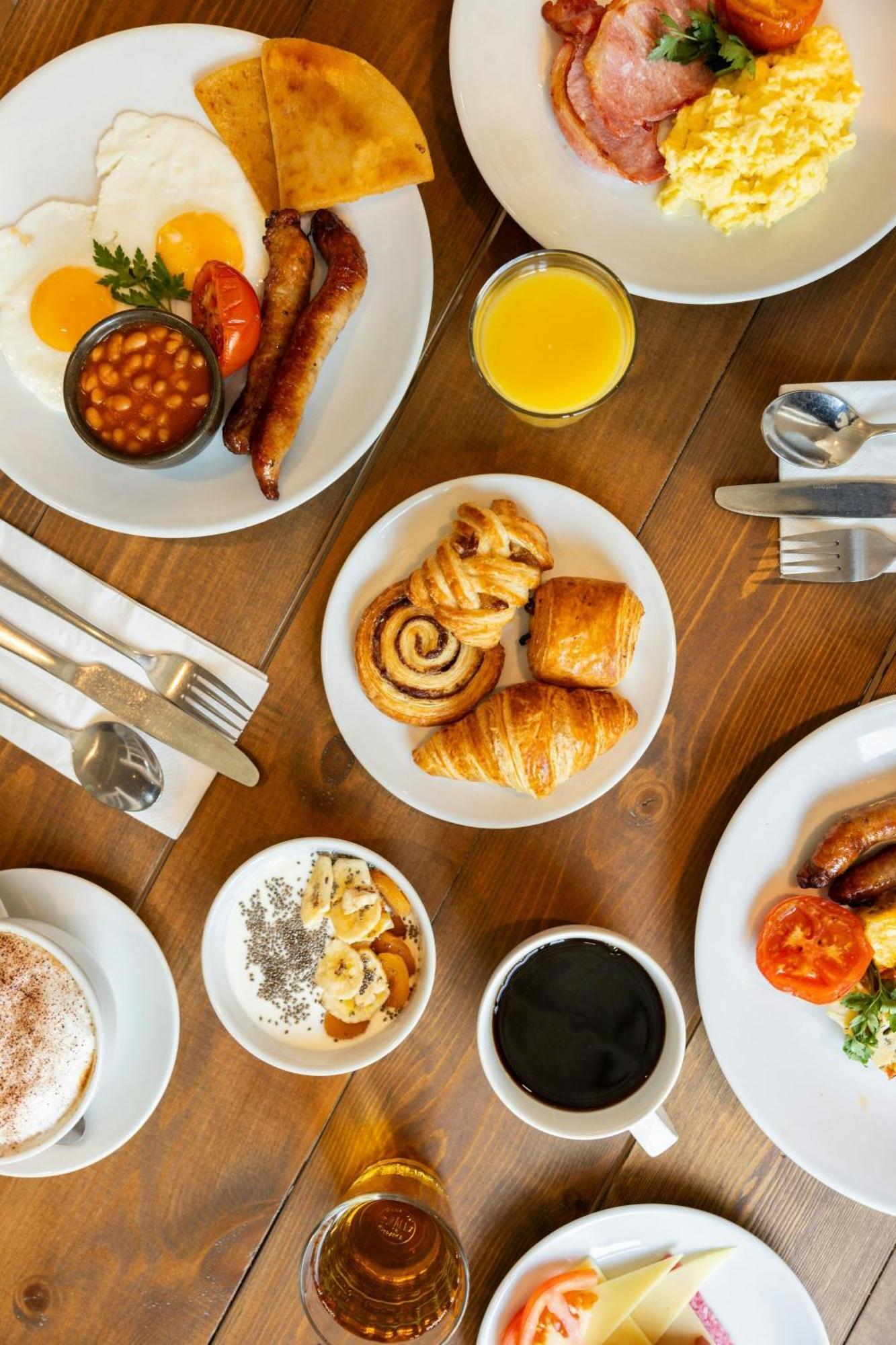 Courtyard By Marriott Glasgow Sec Екстериор снимка